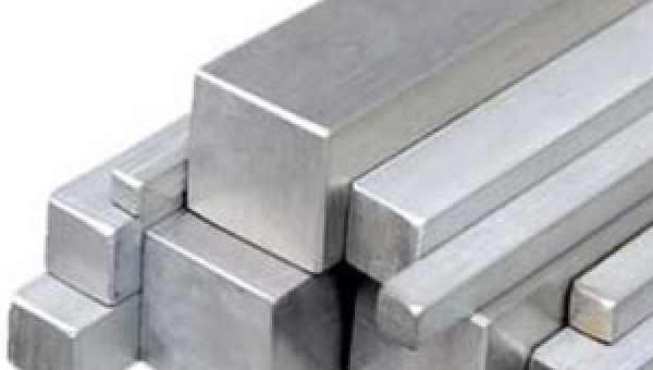 Нержавеющие квадраты в Кричеве