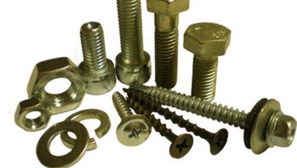 Крепёж, гвозди, болты, цепи в Кричеве